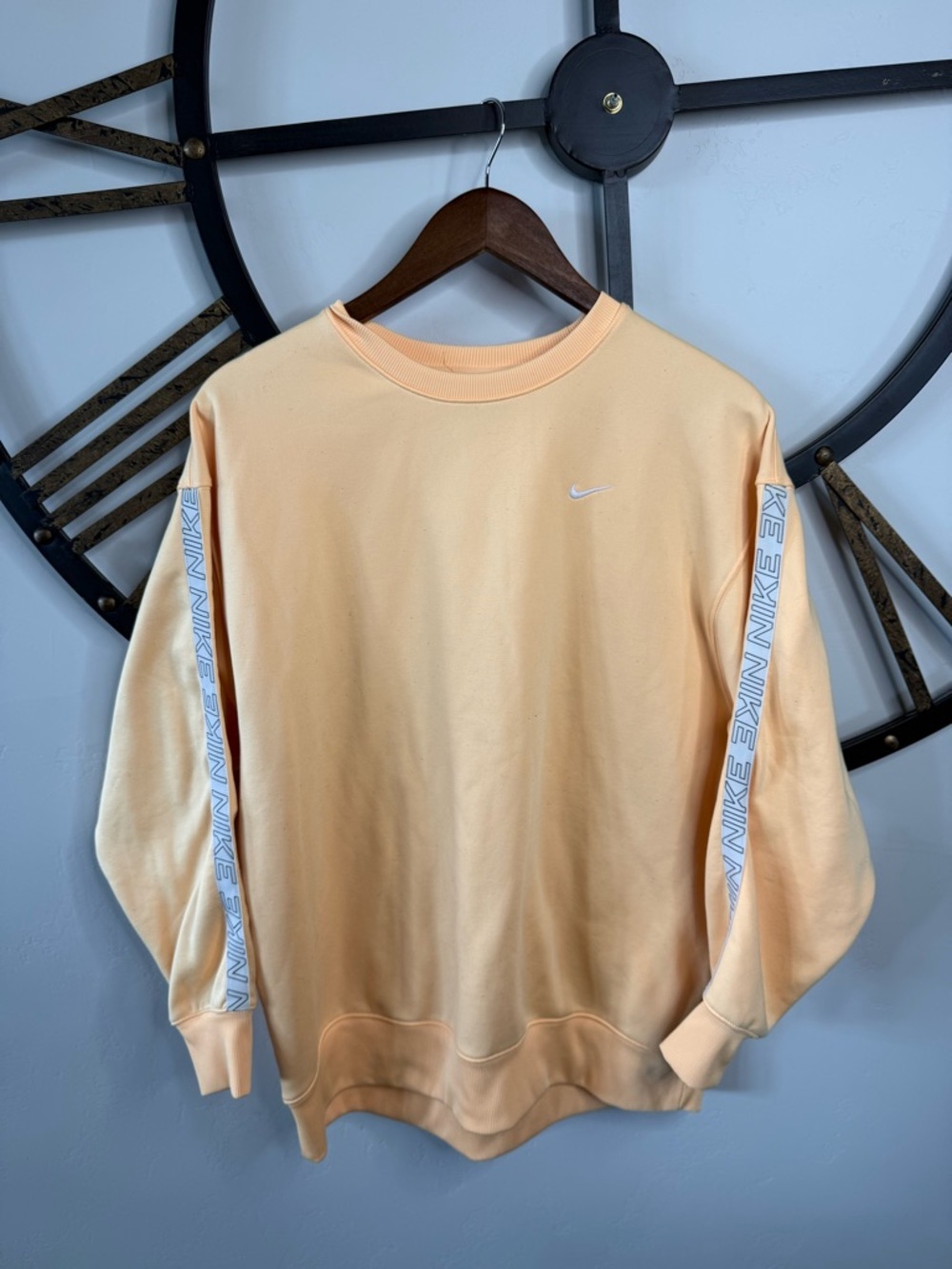 Nike soft yellow Crewneck Sweatshirt